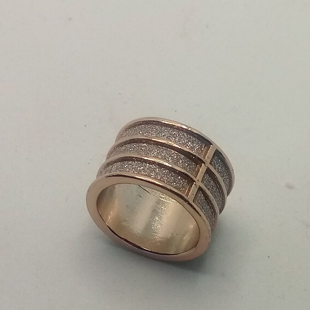 Rose Gold Pave' Band - Picture 2 of 4